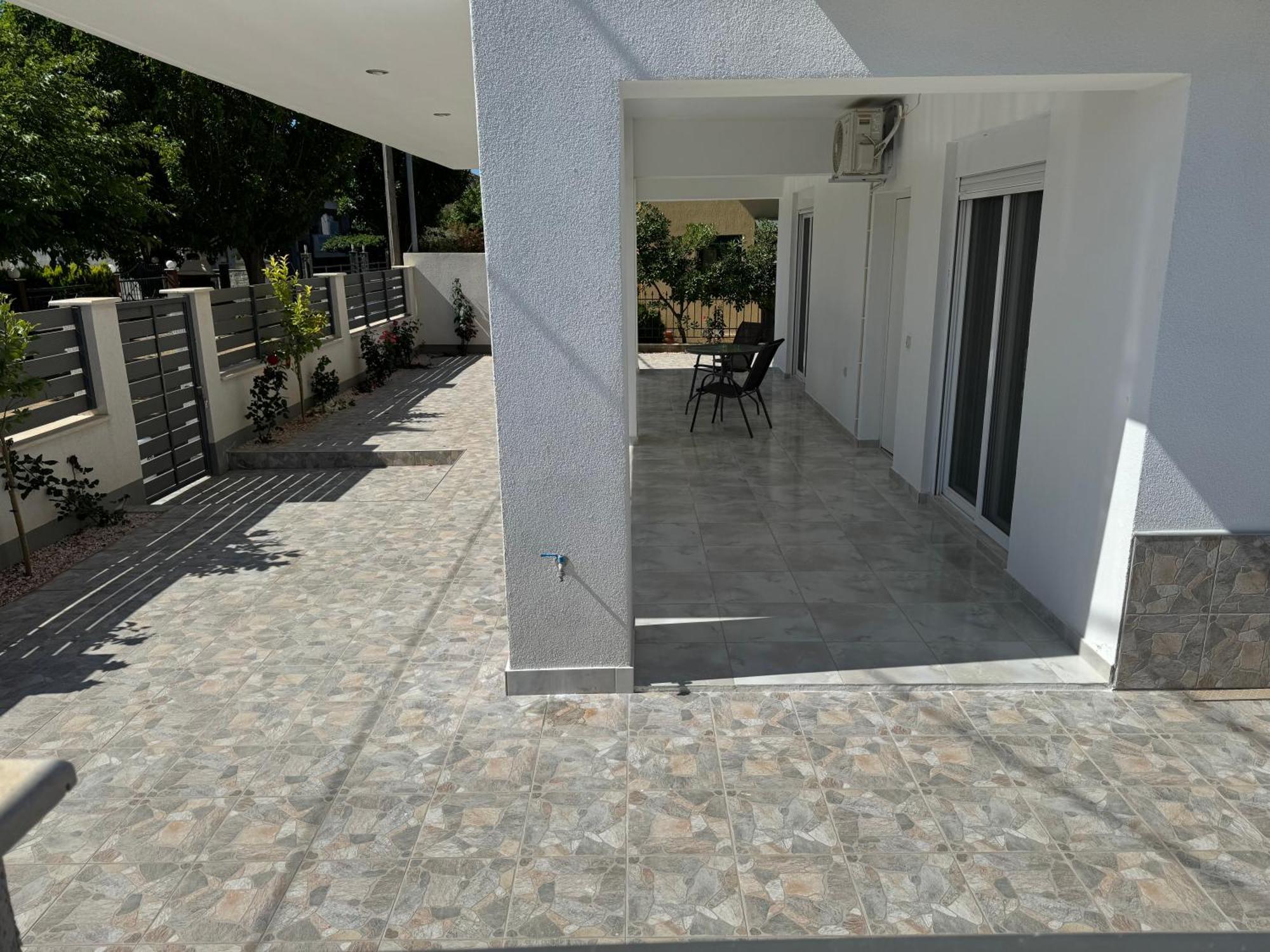 Adoniss Apartmentss Паралия-Дионисиу Экстерьер фото
