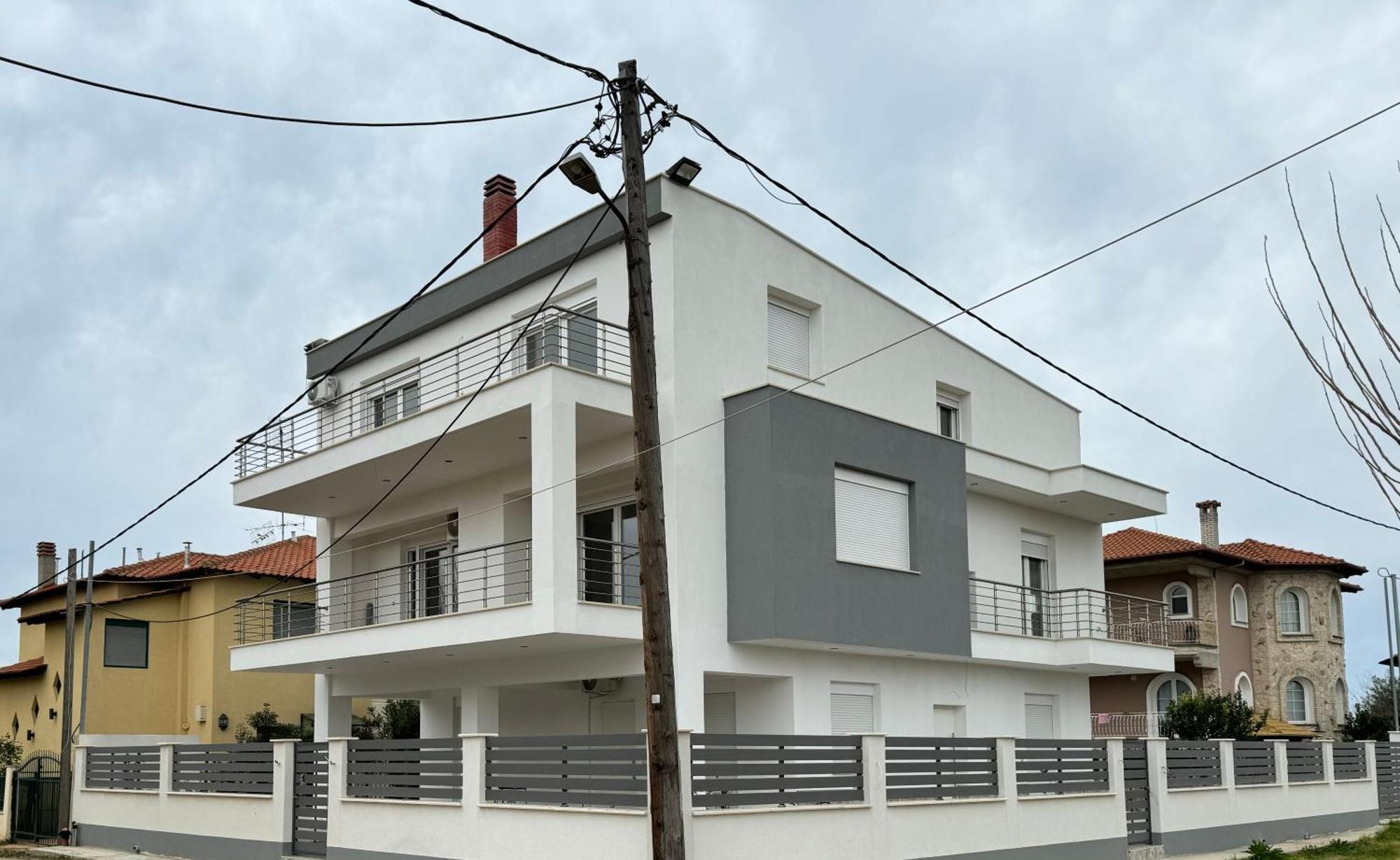 Adoniss Apartmentss Паралия-Дионисиу Экстерьер фото